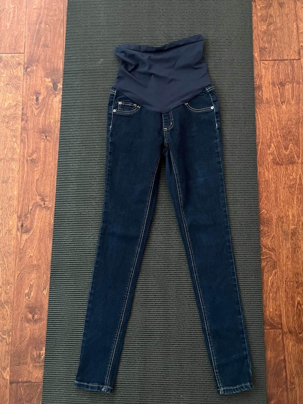 Indigo Blue Women's Skinny Maternity Jeans in Dark Navy